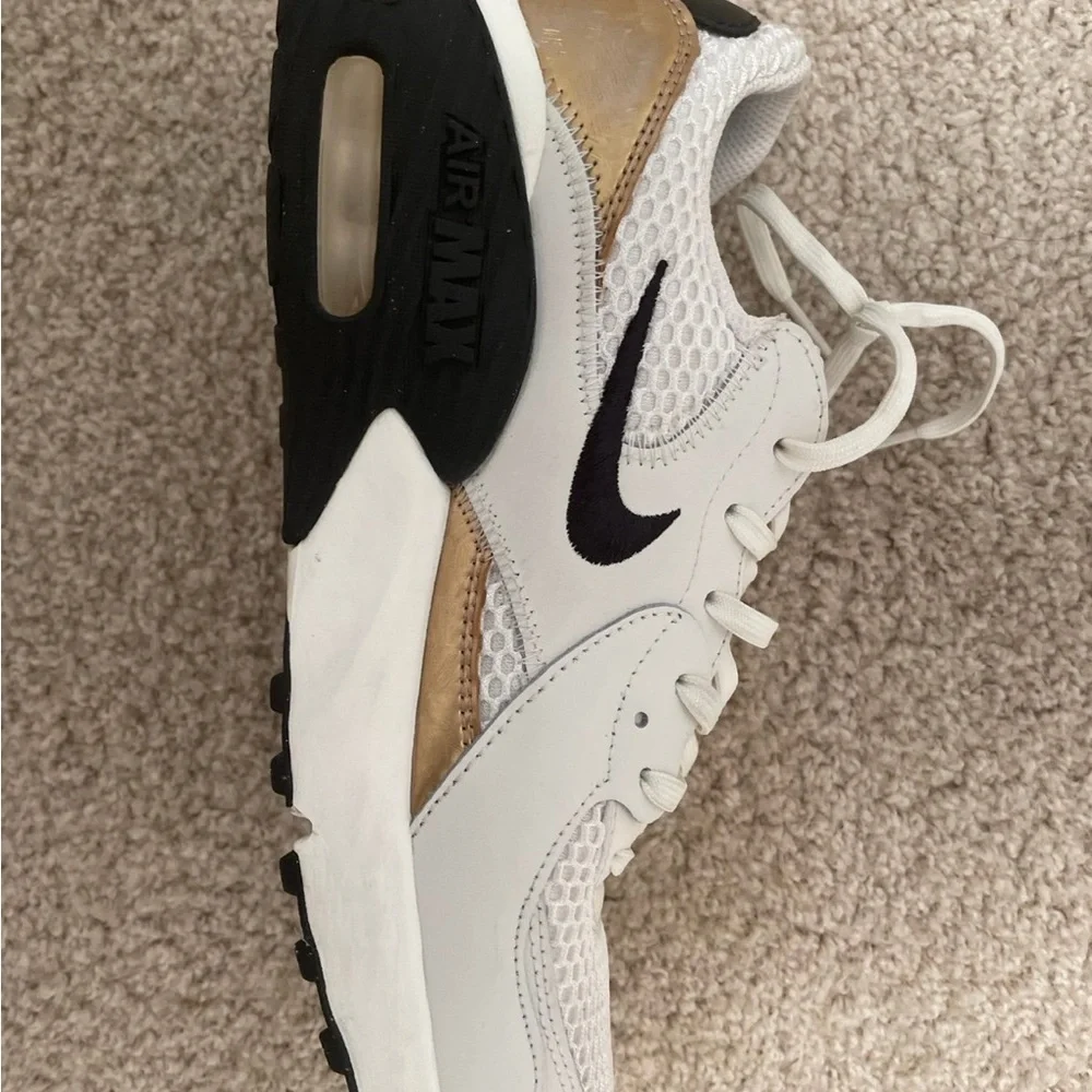 Nike Air Max Excee White and Metallic Gold Shoes - 8.5 Women’s - Picture 5 of 7